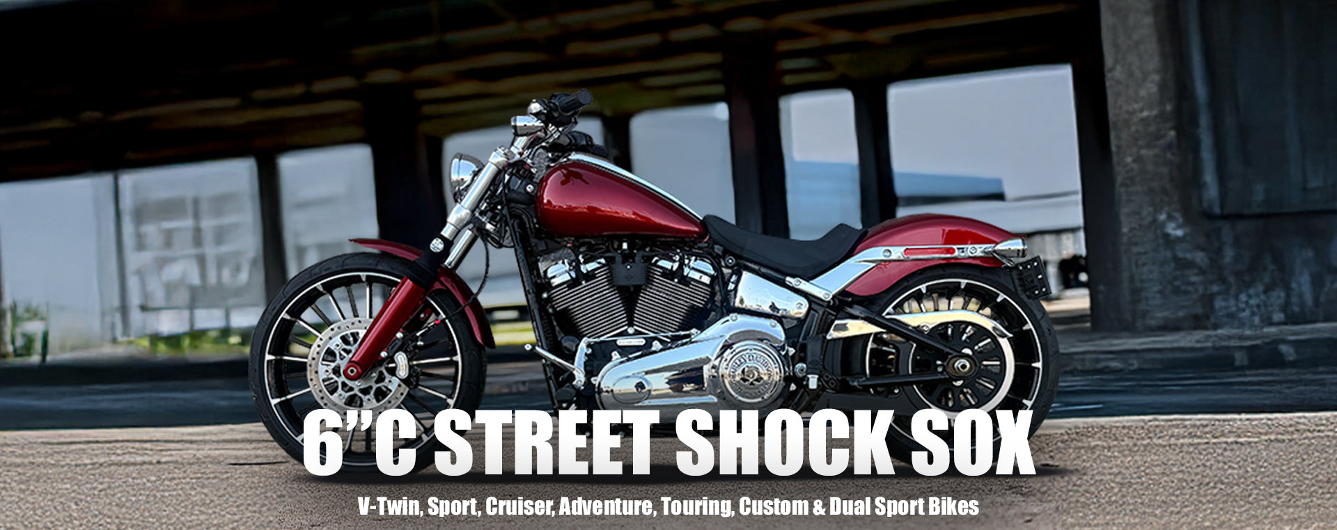 A picture of a Harley with Black 6C street Shock Sox