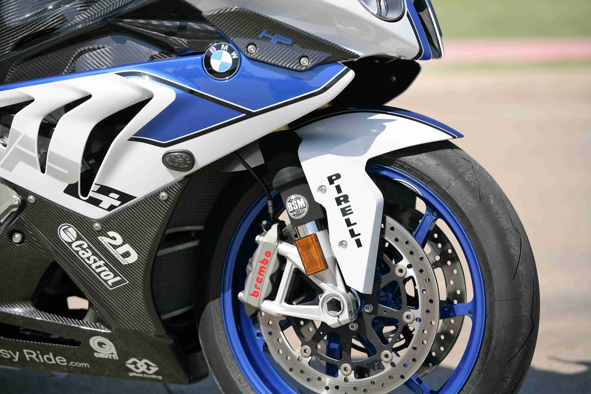 A picture of a Yamaha street bike with black BSM Shock Sox on it.